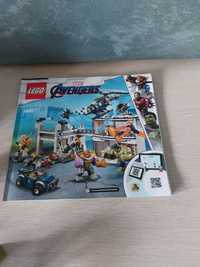 LEGO Super Heroes Batalia combinata a Razbunatorilor 76131, 699 piese