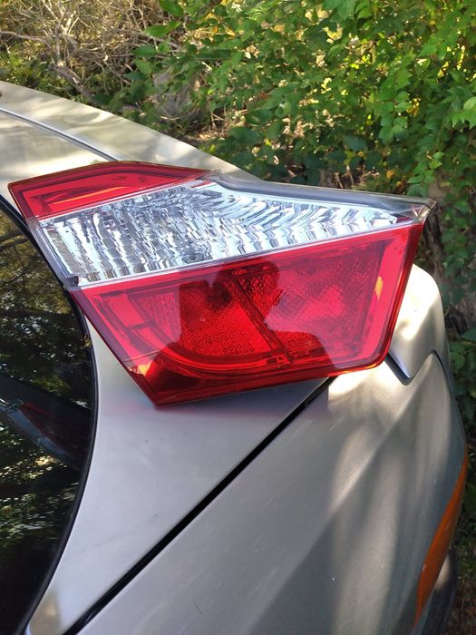 Продам оригинальный фонарь "Koito" Toyota Camry XV50 рестайлинг (2014–