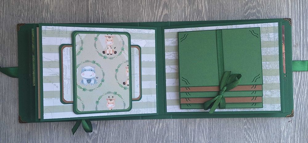 Албум "Джунгла" в зелено, ръчна изработка /24.18