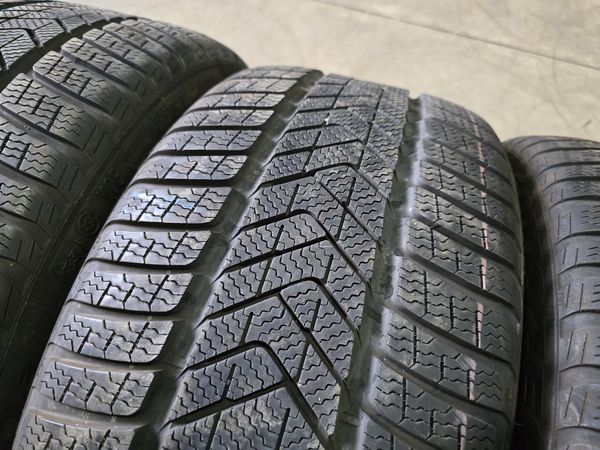 275/35/19 PIRELLI 4бр RunFlat
