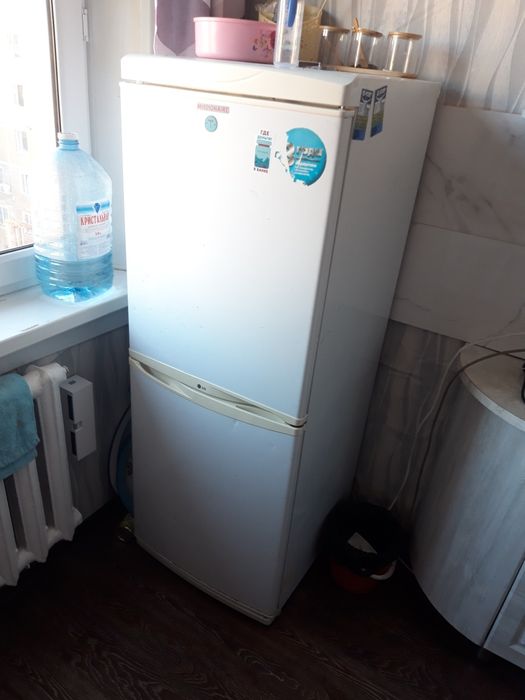 Продаются холодильник