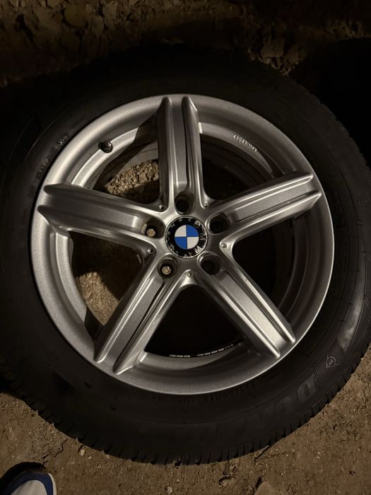 Vand Set jante Bmw X3 F25 cu anvelope de iarna foarte bune !
