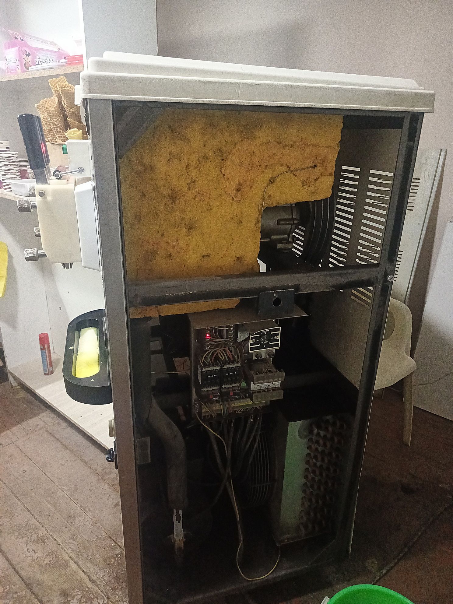 Frezir sotiladi sirochni 1500$