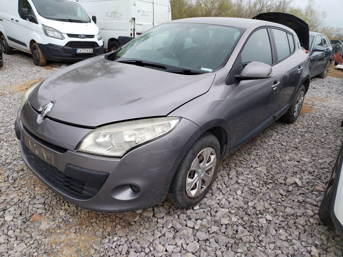 Рено Меган 1.5dci 2009г. НА ЧАСТИ
