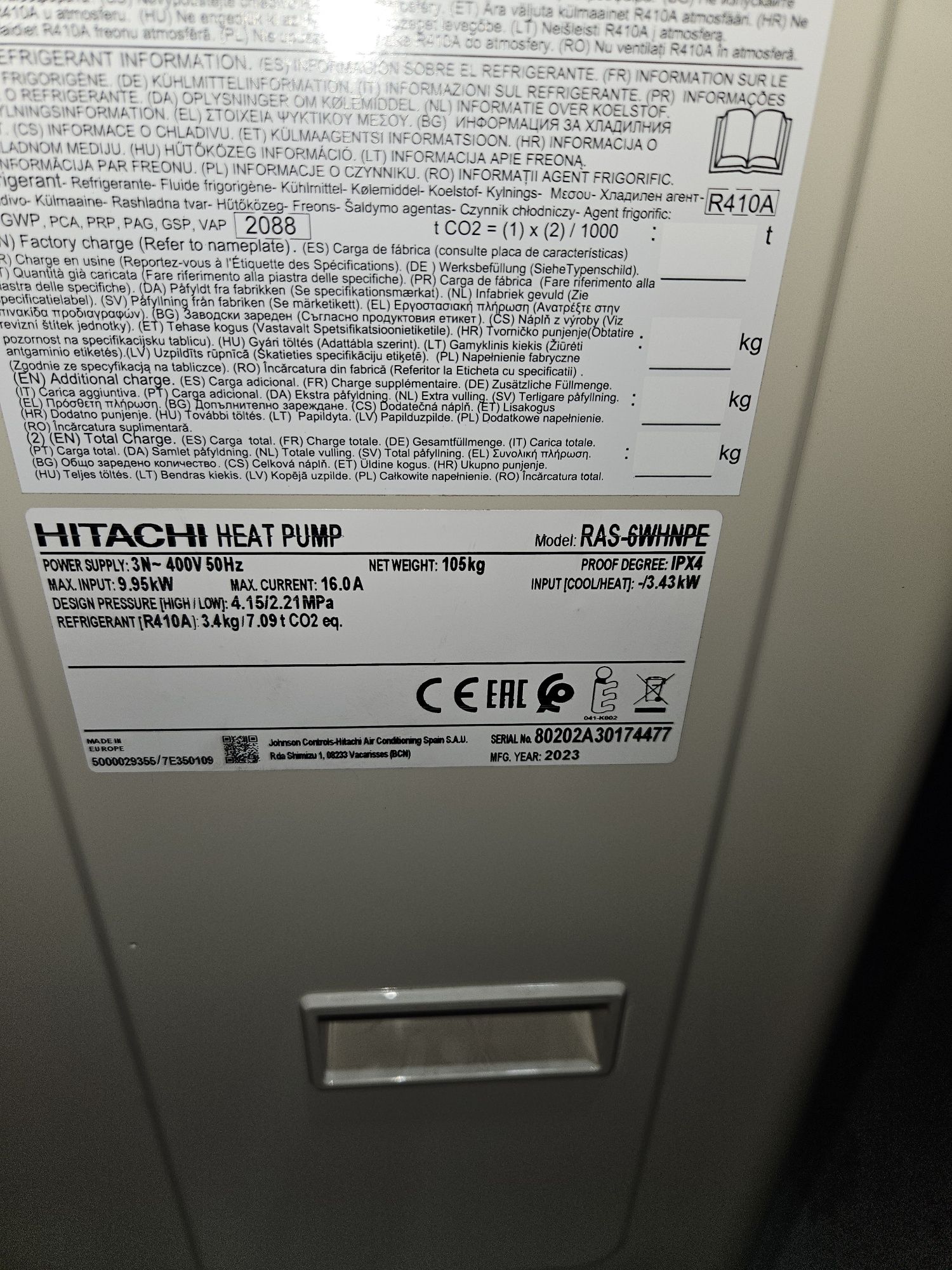 Pompe de caldura Hitachi Yutaki  cu boiler
