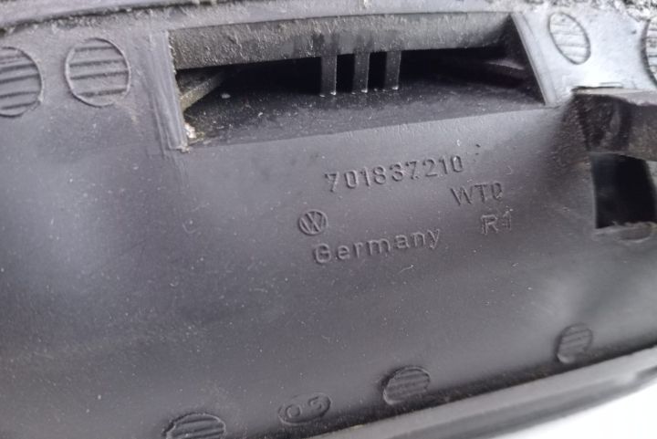 Maner Usa  dreapta 701837210 Volkswagen VW Transporter T4