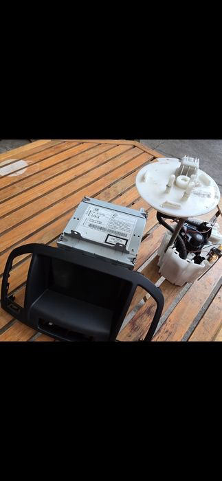 Navigație auto dvd 800+ pompa de benzină.