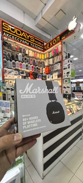 Наушник: Marshall Major lV