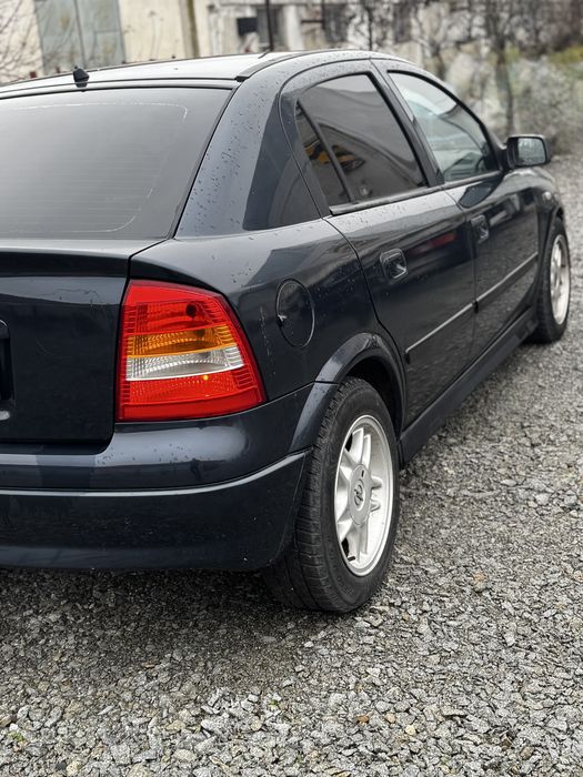 Opel Astra 1.8 16V