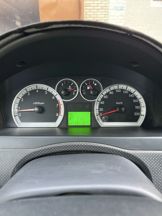 Машина Chevrolet Nexia 3