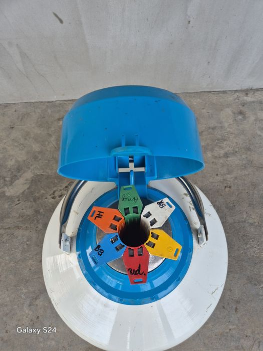 Vând container azot lichid