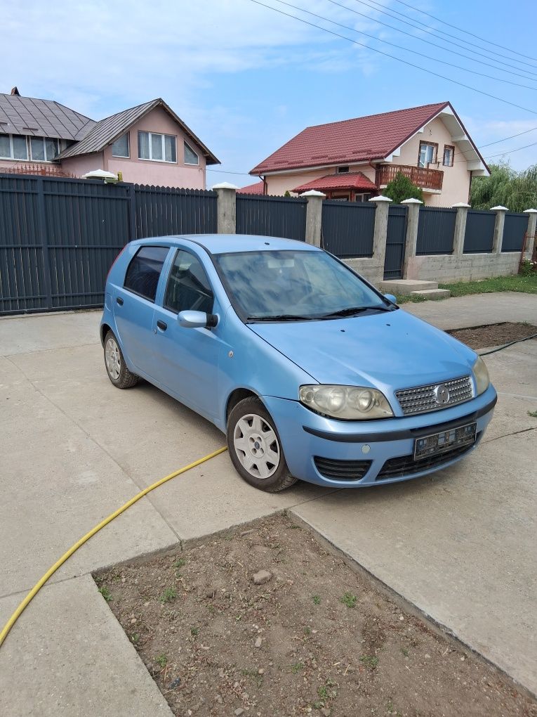 Vând Fiat punto motor 1300