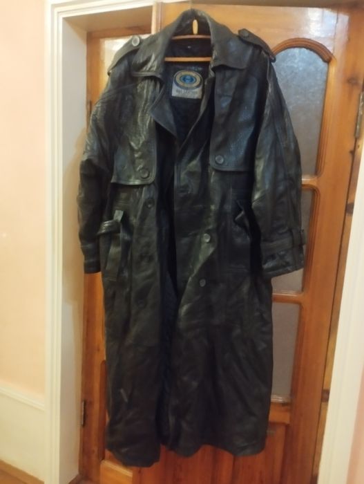 Коженне плаш германия.