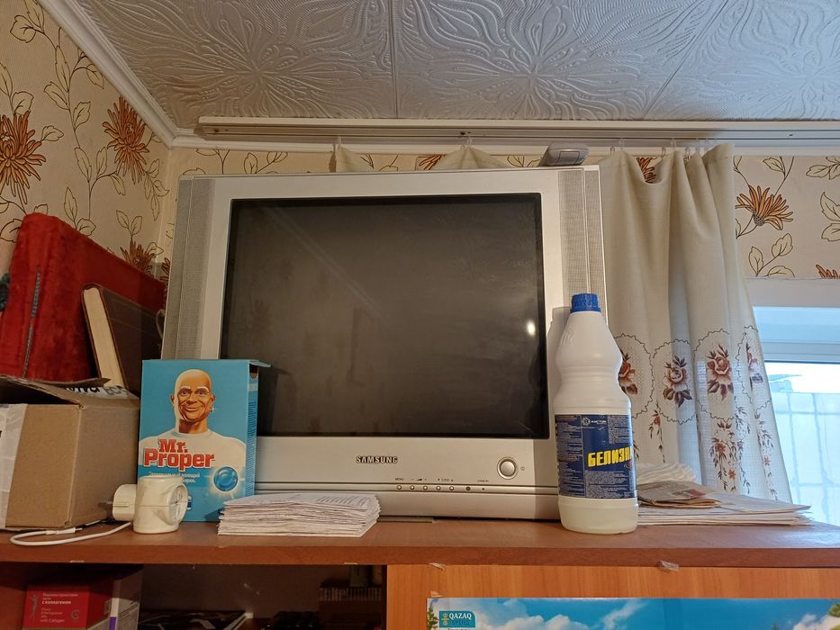 Продается телевизор Самсунг.В отличном состоянии.Сочный цвет.За 8000те