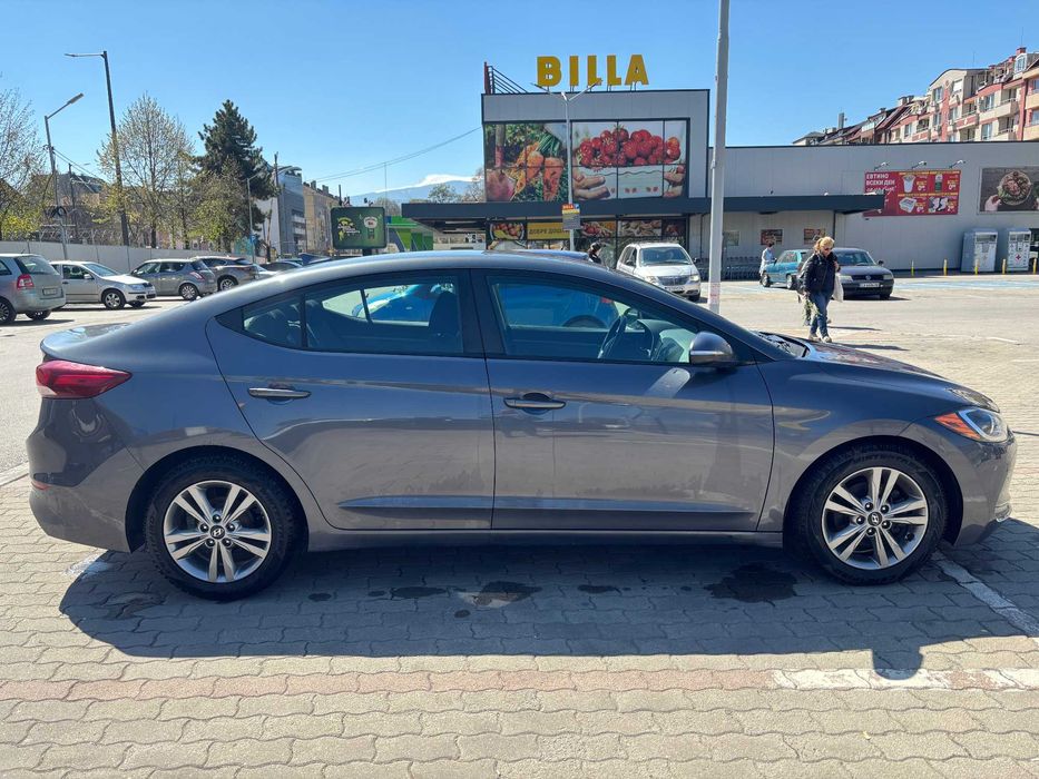 Hyundai Elantra 2.0 бензин автоматик