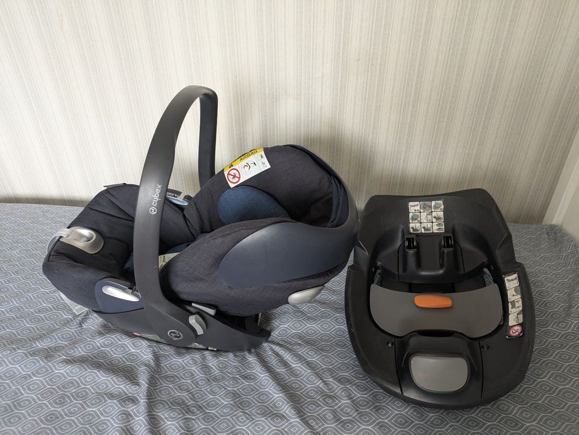Столче за кола Cybex с база изофикс
