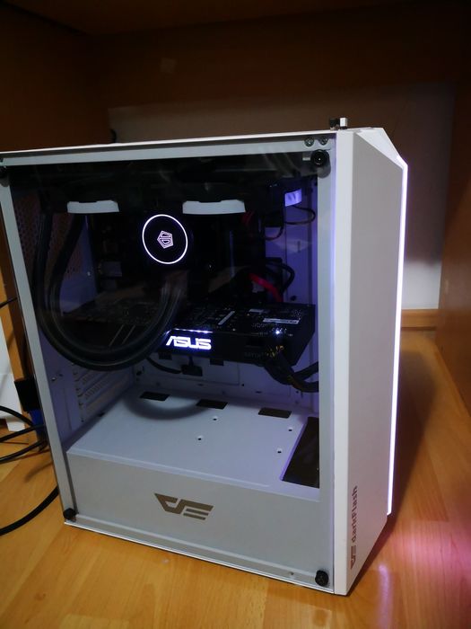 PC Gaming / Office – Intel i5-8400, GTX 1070 Ti, 20GB RAM, SSD + HDD