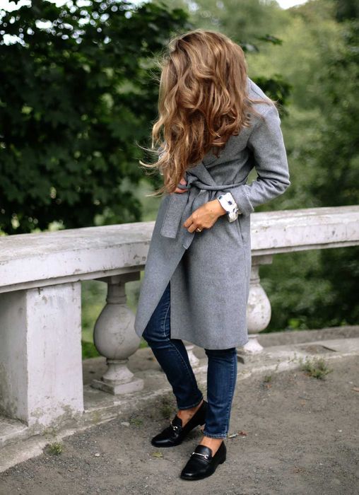 Чисто ново разкошно вълнено палто на марката Blue Naive.