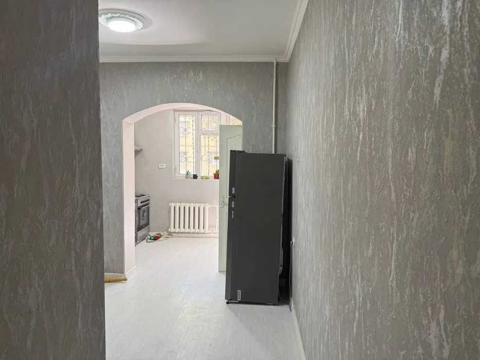 Ш.СРОЧНО аренда к-ра в Сергели-2 3/1/5  оилага ярмарка 20-25 бўшиди