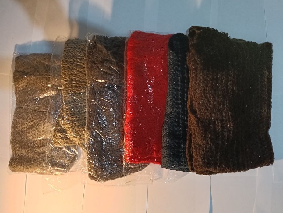 Șase gulere de dama noi, călduroase