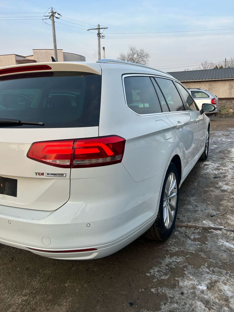 Rulou portbagaj VW Passat B8 Break