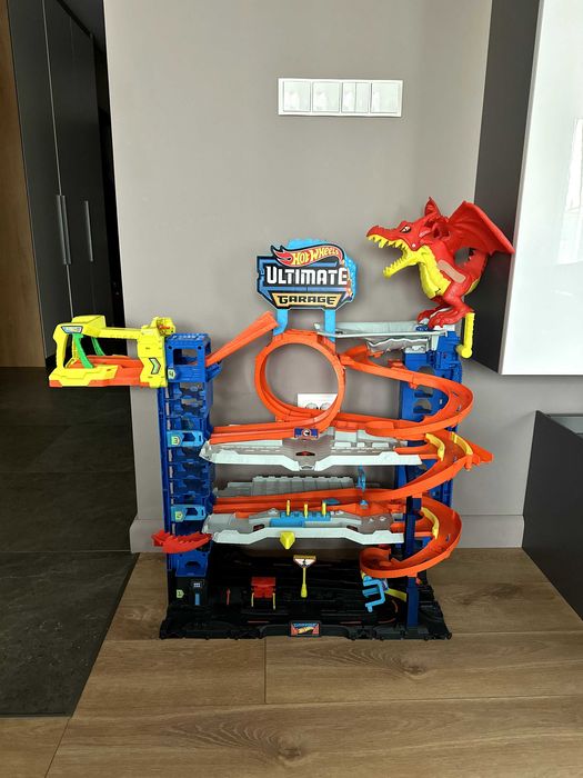 Hot Wheels Ultimate Garage