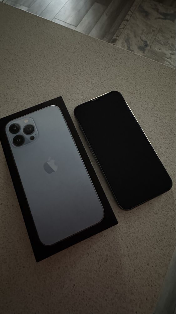 Продаю IPhone 13 Pro Max