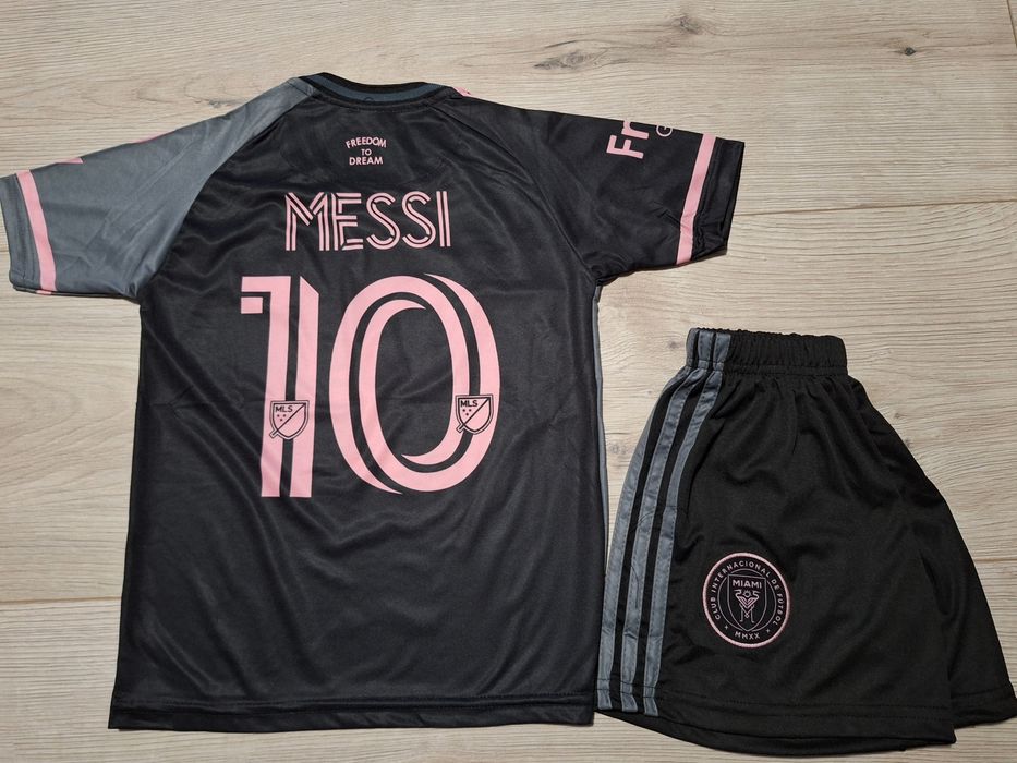 Детски екип на МЕСИ Интер Маями сезон 25/26 нов модел!!!