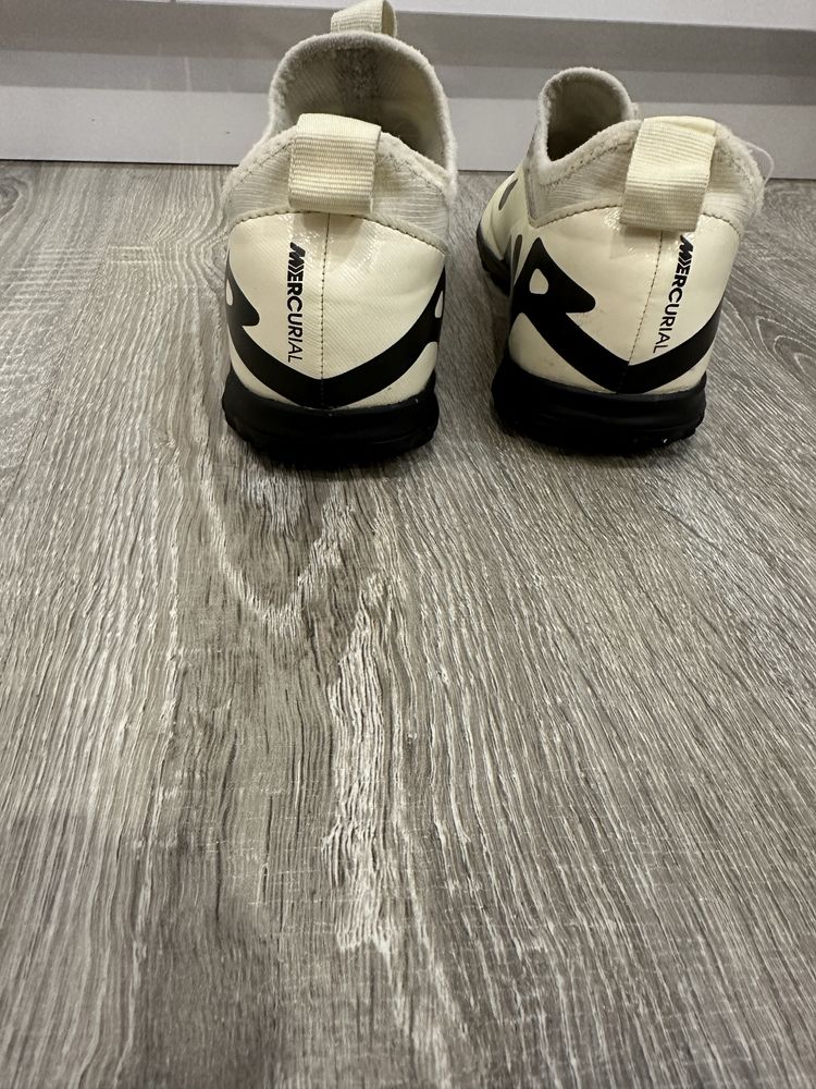 Стотожки nike 35 номер