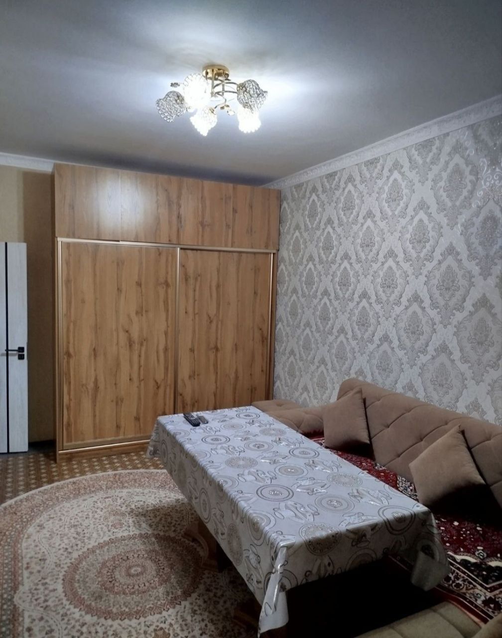 Продаётся квартира Юнусабад 8кв 1*2/1/4