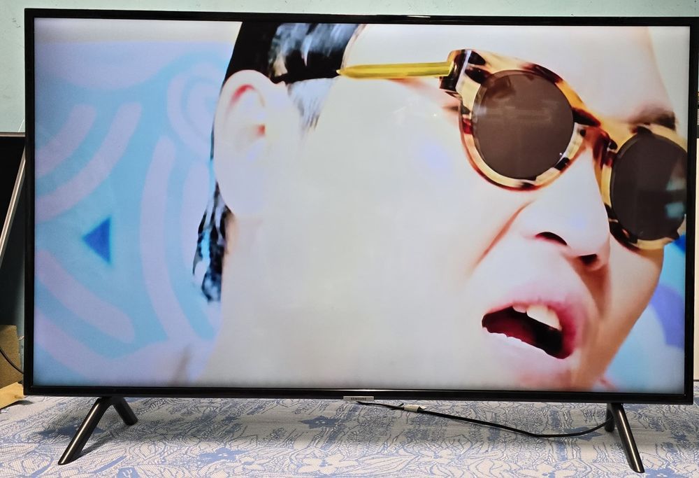 Смарт Телевизор Samsung UE43NU7090