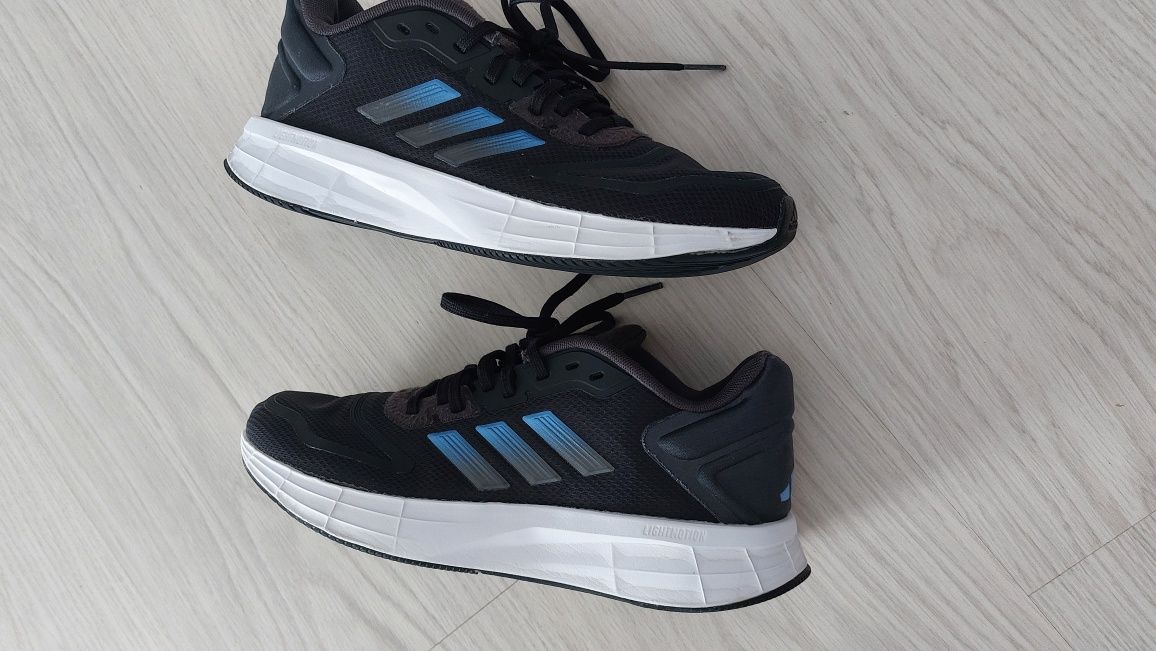 Adidasi adidas marmea 40