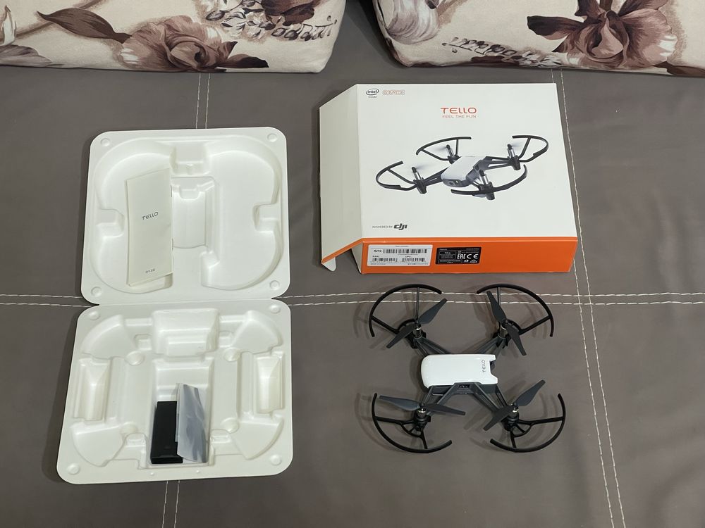 Дрон DJI Tello б/у
