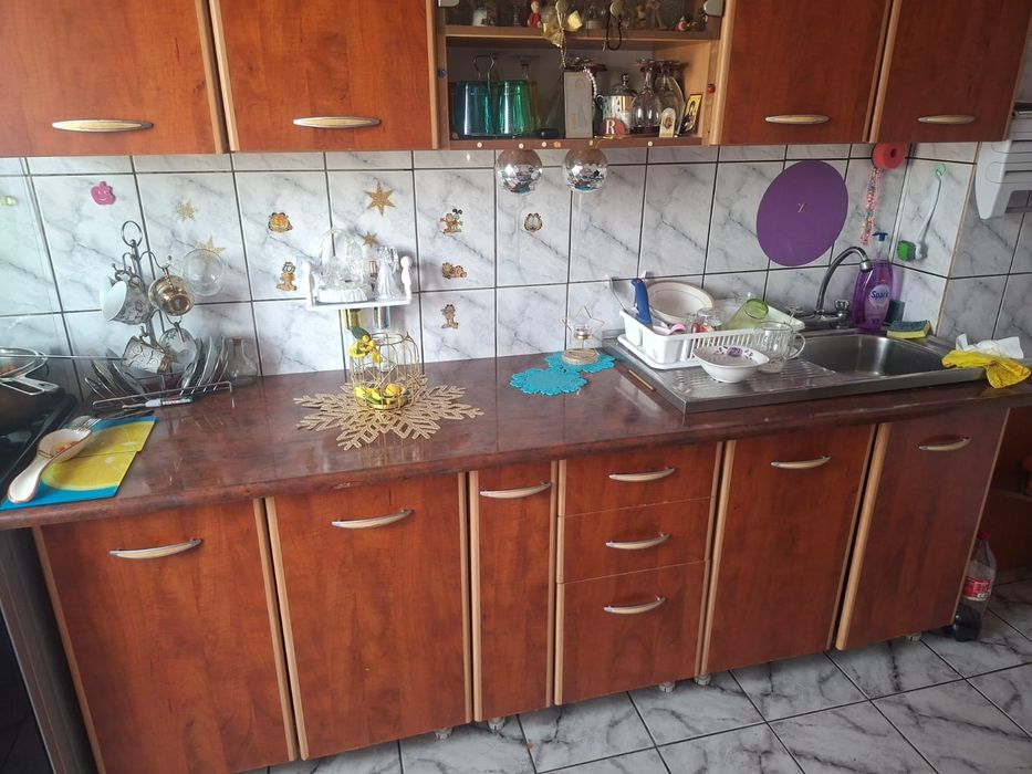 Mobila de bucatarie