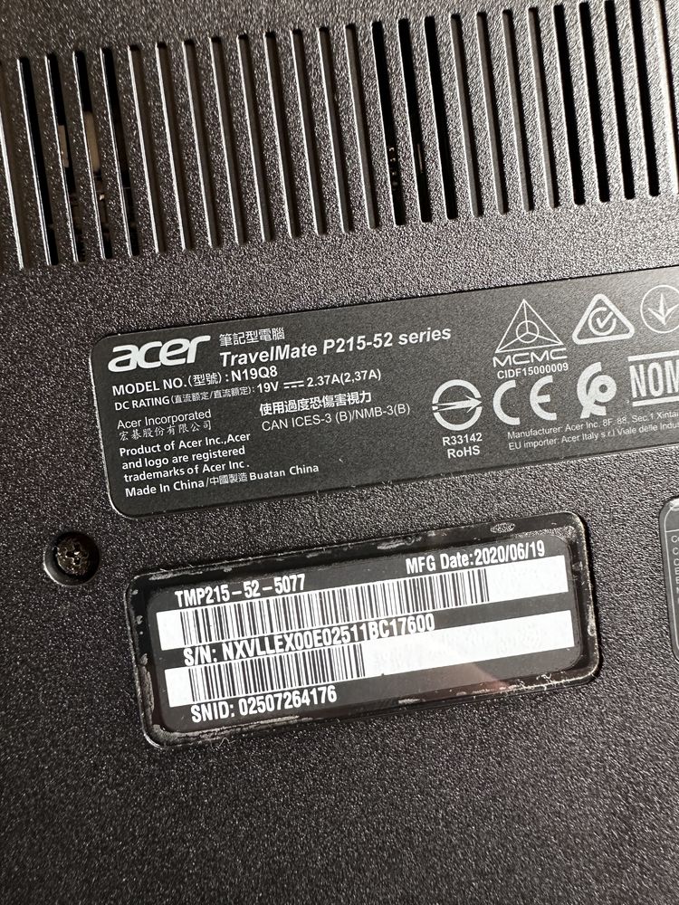 Acer TravelMate P215-52