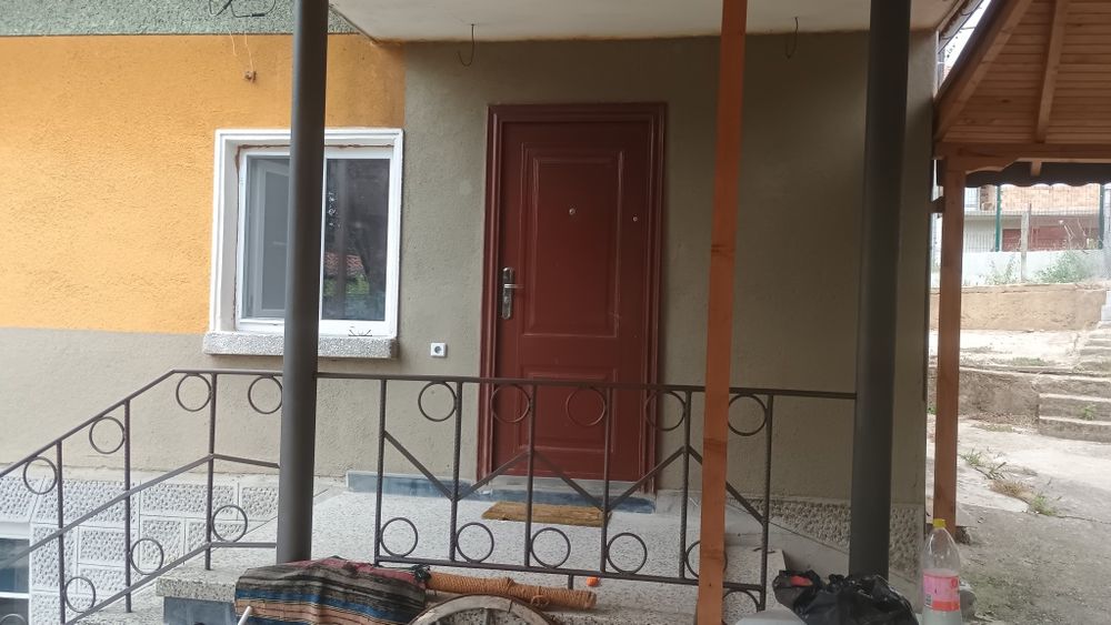 Къща в село Змейово