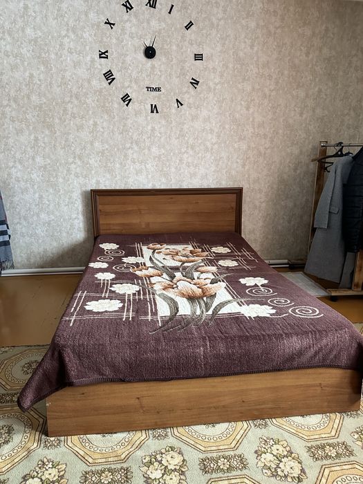 Отдам кровать , самовывоз