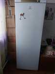 Продам морозильник Indesit