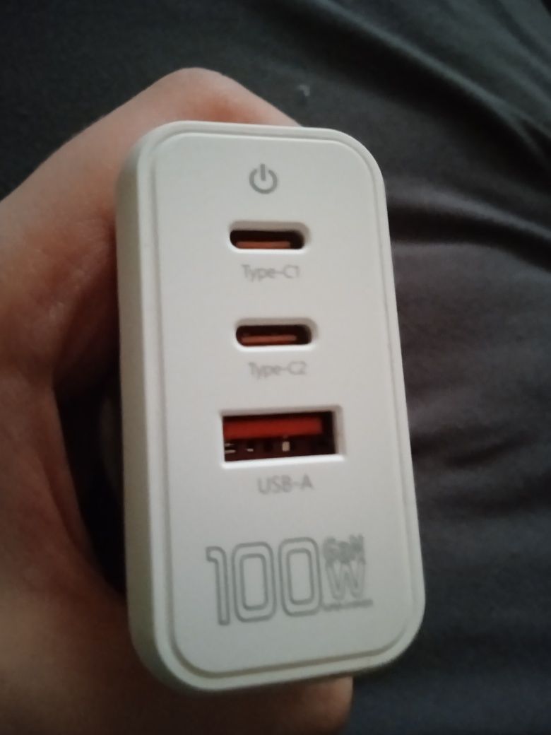 vând adaptor anstry 100w încărcare rapidă