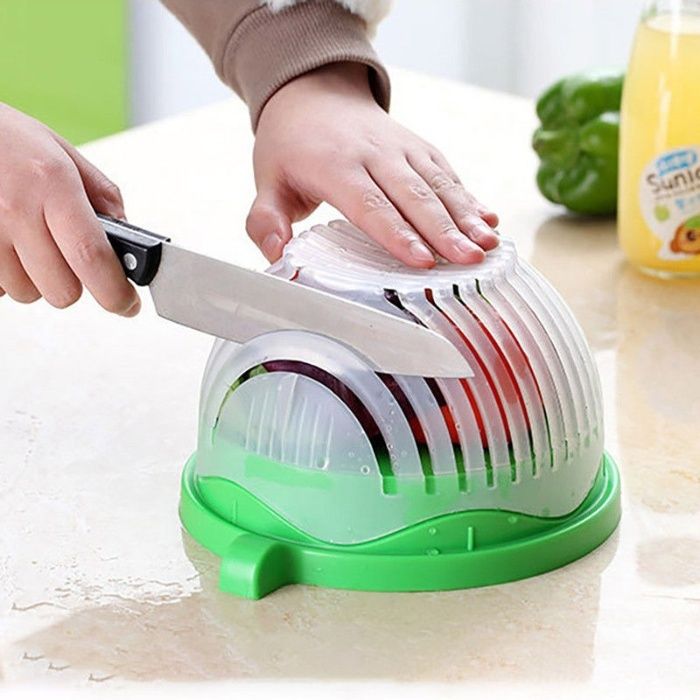 Salata in 60 secunde. Cel mai rapid mod de a prepara o salata!