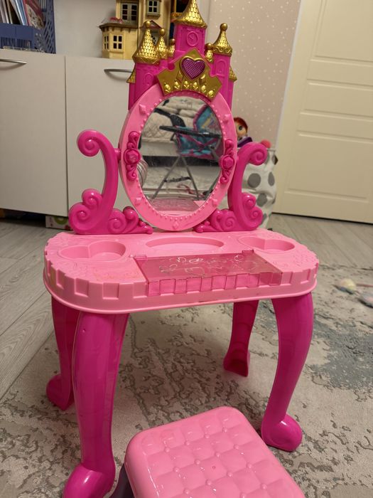 детский туалетный столик