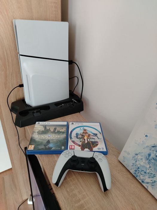 Продам Sony PlayStation 5