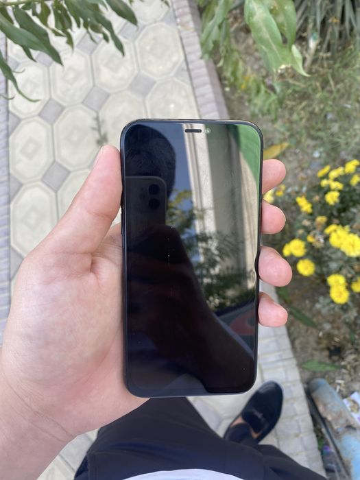 Iphone 11 pro srochni sotiladi