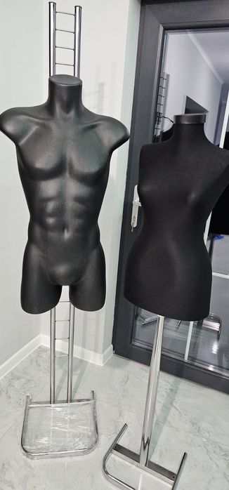 Manechine noi de închiriat