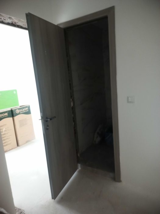 Интериорни врати 2бр.