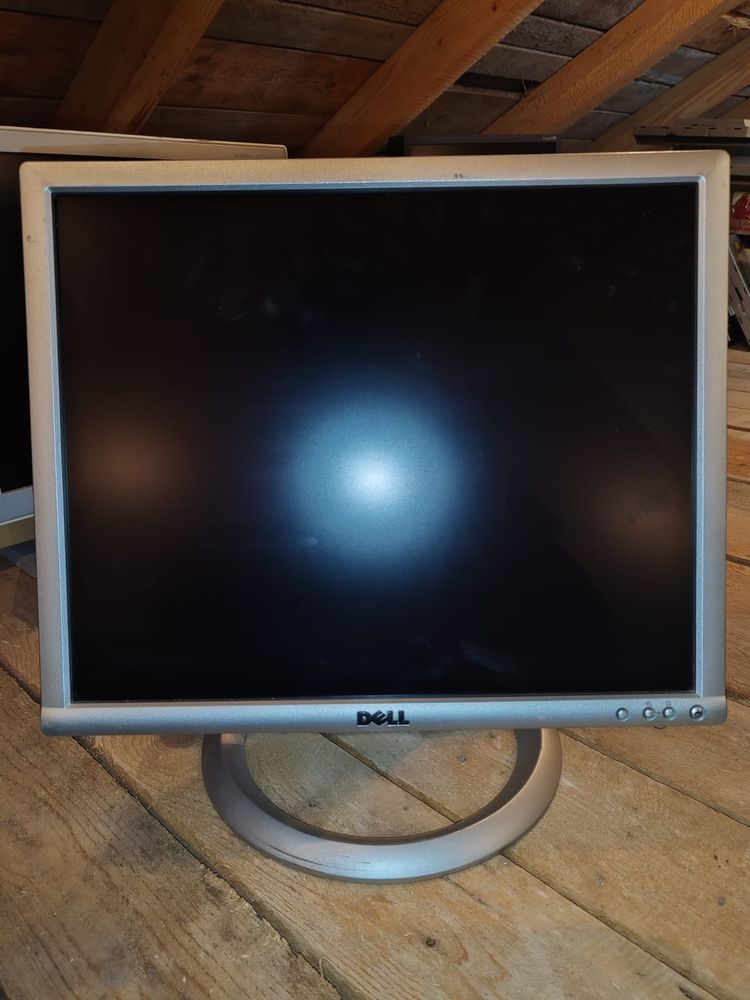 Monitoare 19” – Fujitsu, HP, Samsung, Eizo, industriale