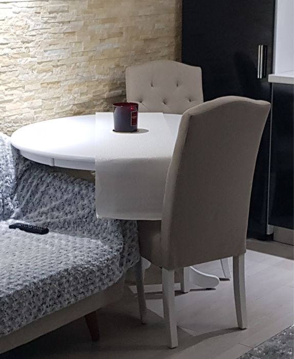 Set masa rotunda si 2 scaune