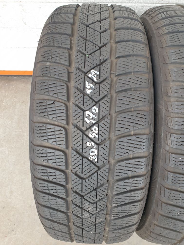 Зимни гуми 4 броя PIRELLI SotoZero3 205 50 R17 дот 1521