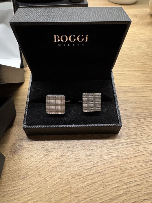 Ръкавели Boss, Boggi Italy