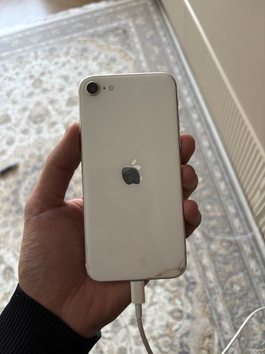 Iphone SE 2022 память 128 гб